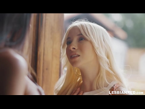 ❤️ A lány néhány hónap után hazajön, és végül a mostohaanyja punciját eszik. ❤❌ Minőségi pornó at hu.porn-impact.ru ❌️